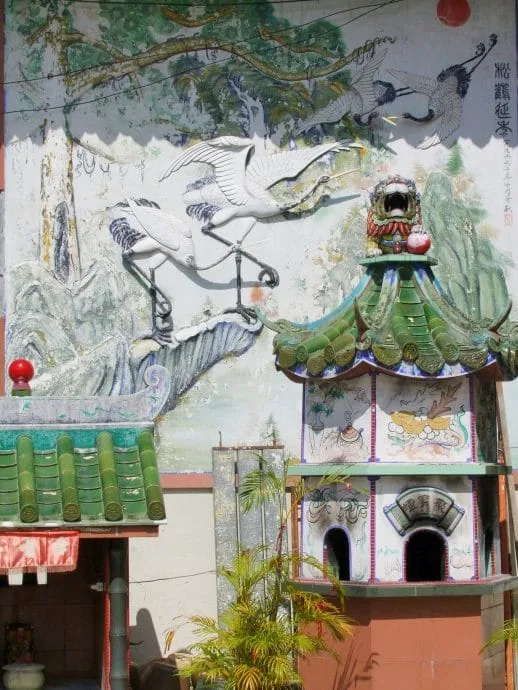 engravings thean hou chinese temple penang malaysia