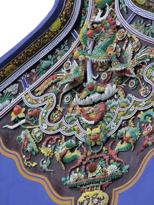 sculptures roof cheong fatt tze mansion georgetown penang