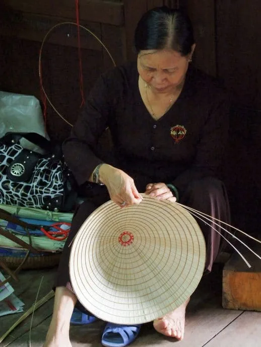 hoi an crafts - vietnam