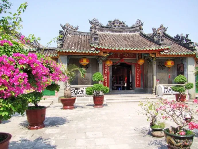 chinese pagoda hoi an - vietnam