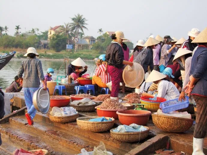 marché hoi an - vietnam