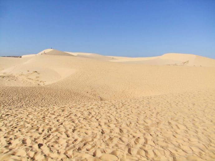 mui ne - comme desert dunes blanches - vietnam