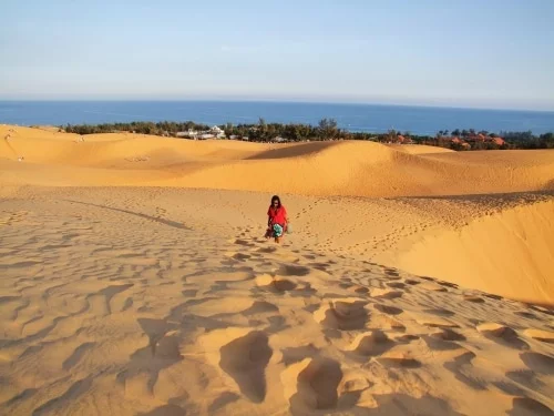 mui ne - jitima on the red dunes - vietnam