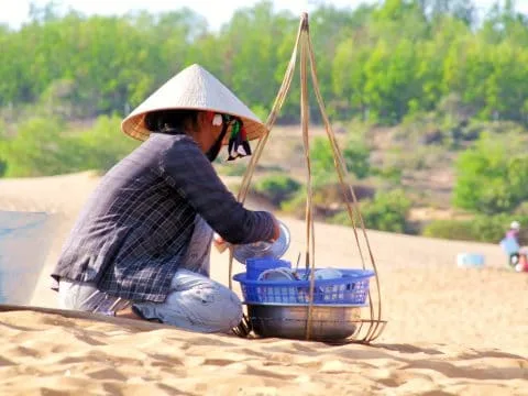 mui ne - red dunes merchant - vietnam