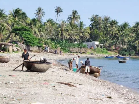 beach port mui ne vietnam