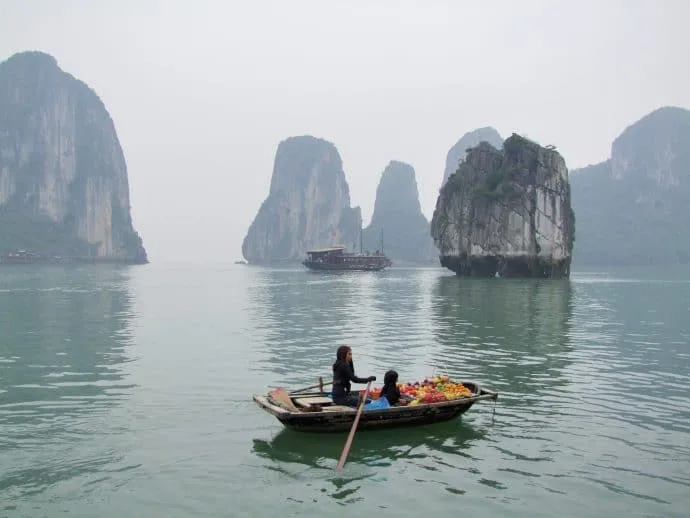 halong bay - vietnam