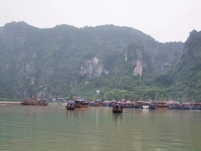 halong bay - vietnam