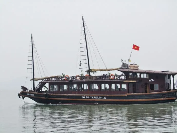 halong bay - vietnam