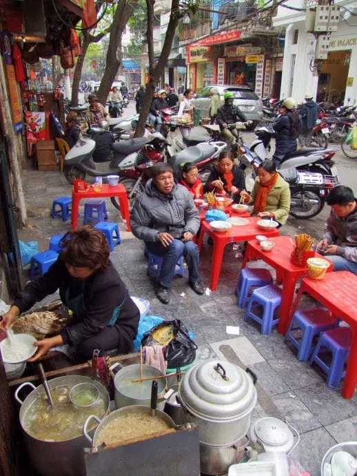 hanoi street - vietnam 2010
