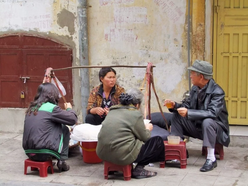 merchant hanoi - vietnam 2010