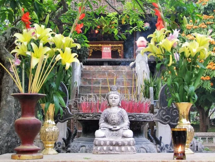 single pillar page hanoi - vietnam 2010