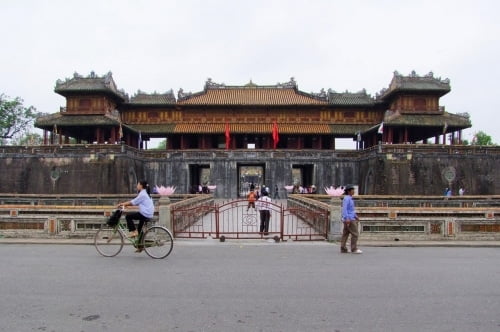 entrée cité impériale de hue - vietnam