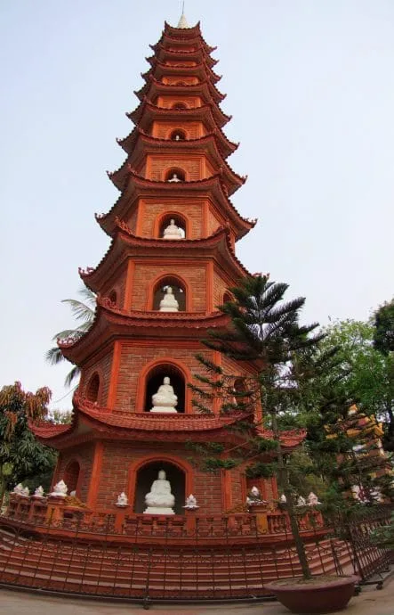 hanoi pagoda - vietnam