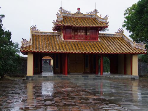 seconde porte tombeau thu duc