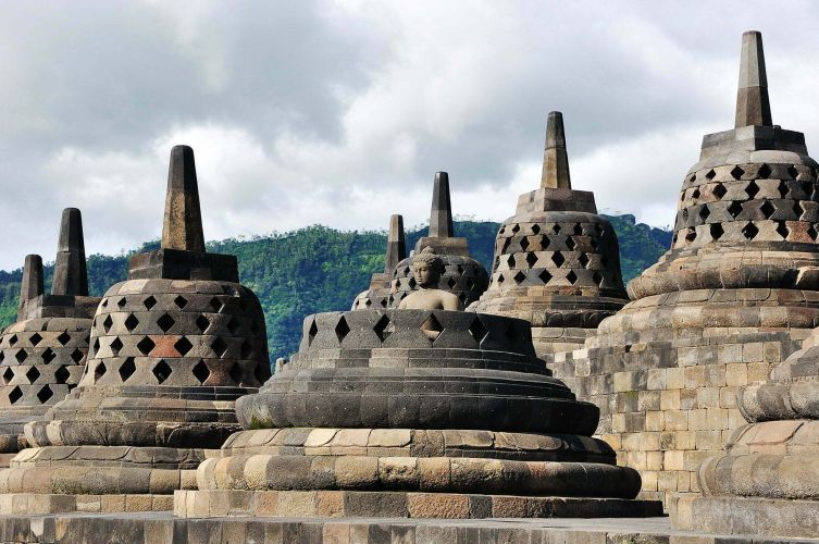 cover java temple borobudur