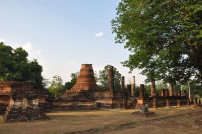 Visite en famille : découverte de la zone nord du parc historique de Sukhothai