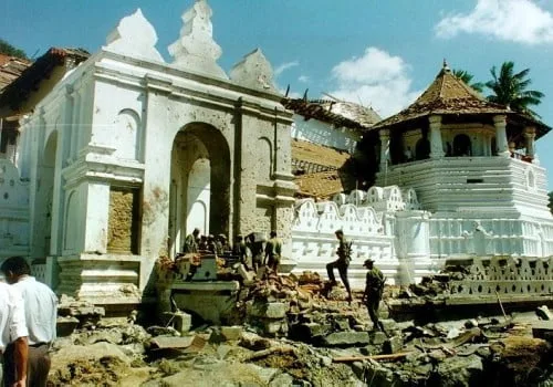 Temple of the Tooth Attack 1998