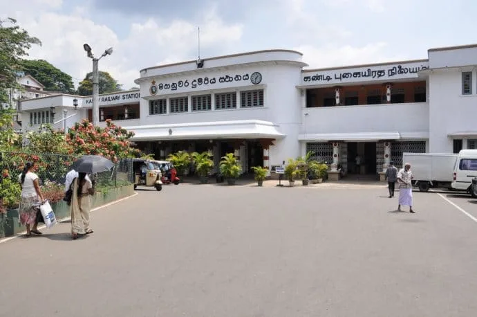 kandy train station - sri lanka