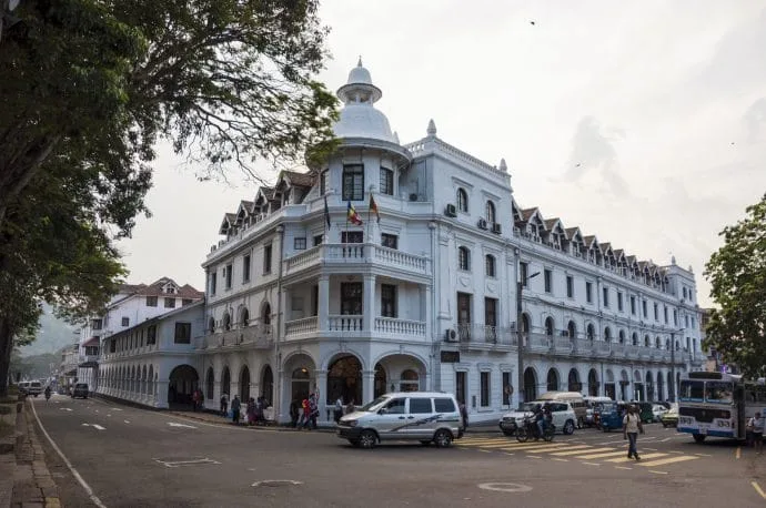 queen hotel kandy - sri lanka