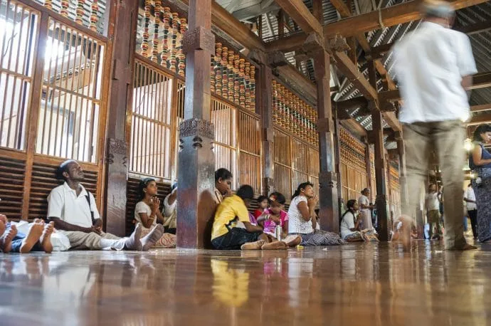 temple of the tooth - kandy - sri lanka