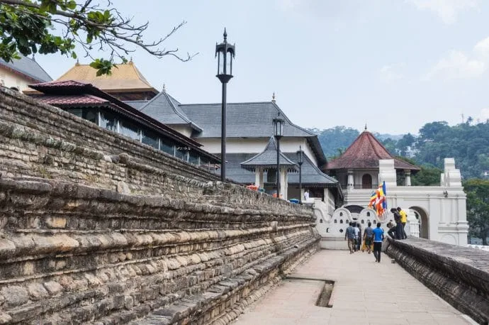 temple of the tooth - kandy - sri lanka