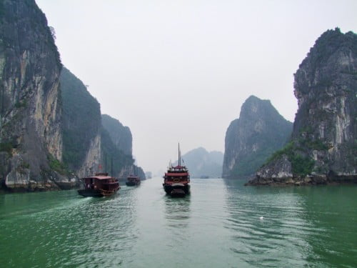 baie d'halong vietnam