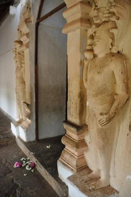 cave new temple - dambulla - sri lanka