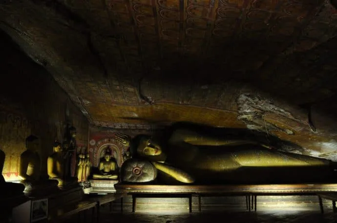 cave new temple - dambulla - sri lanka