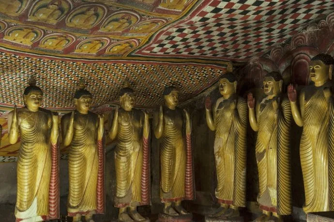 dambulla caves - sri lanka