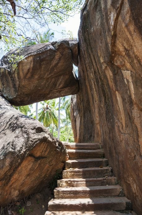 isurumuniya vihara - anuradhapura - sri lanka