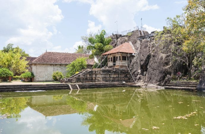 isurumuniya vihara - anuradhapura - sri lanka