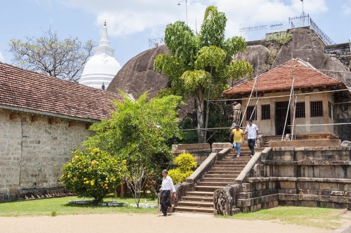 isurumuniya vihara - anuradhapura - sri lanka