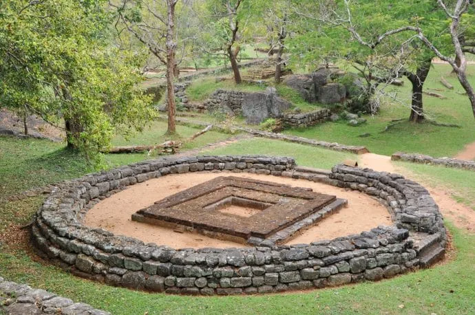lion rock - sigiriya - sri lanka