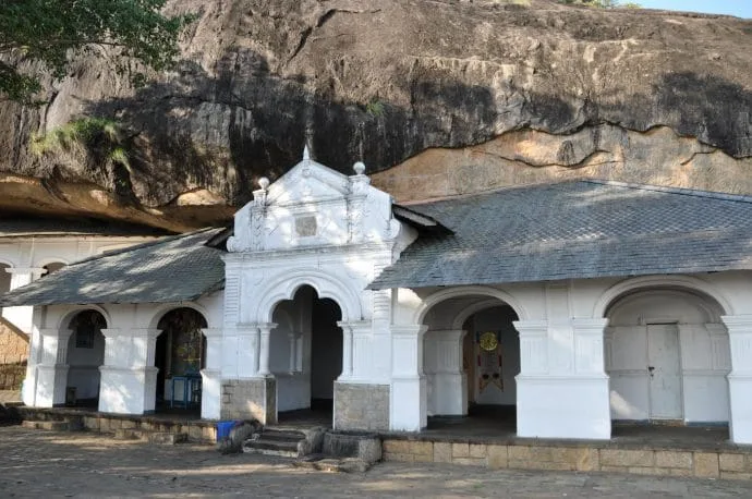 dambulla cave temple - sri lanka