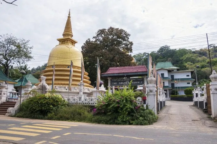 golden temple - dambulla - sri lanka