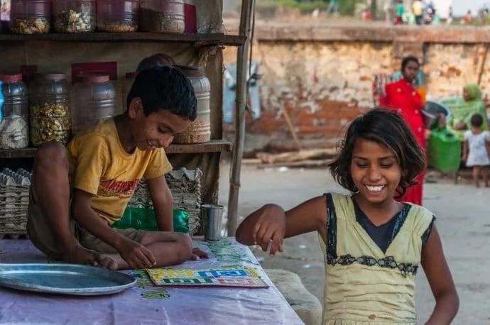 2 kids bodhgaya - india