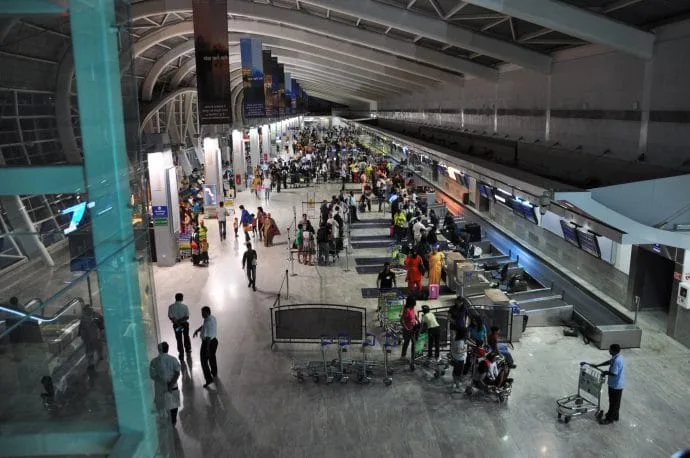 mumbai airport stopover - india