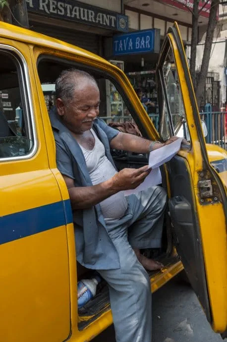 taxi driver calcutta - india