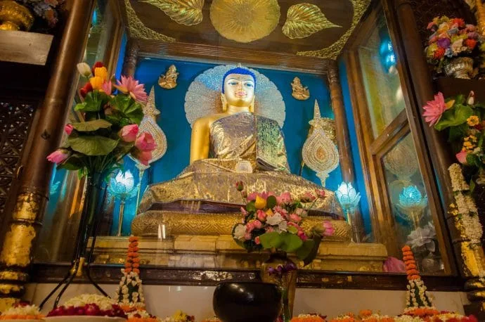 interior mahabodhi temple bodhgaya - india