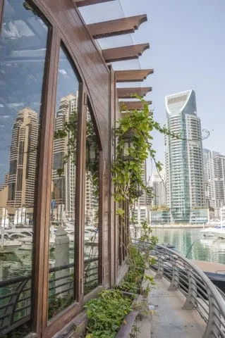 marina bay - dubai - united arab emirates