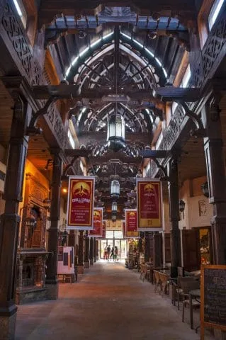 souk madinat jumeirah - dubai - united arab emirates