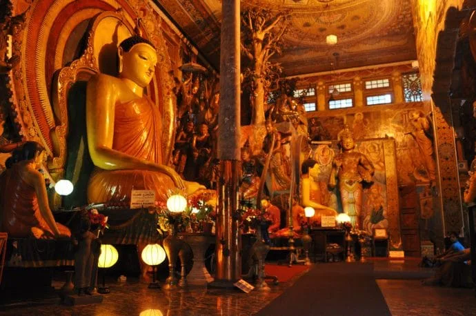 gangaramaya temple - colombo - sri lanka