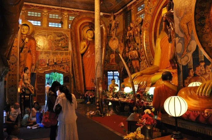 gangaramaya temple - colombo - sri lanka