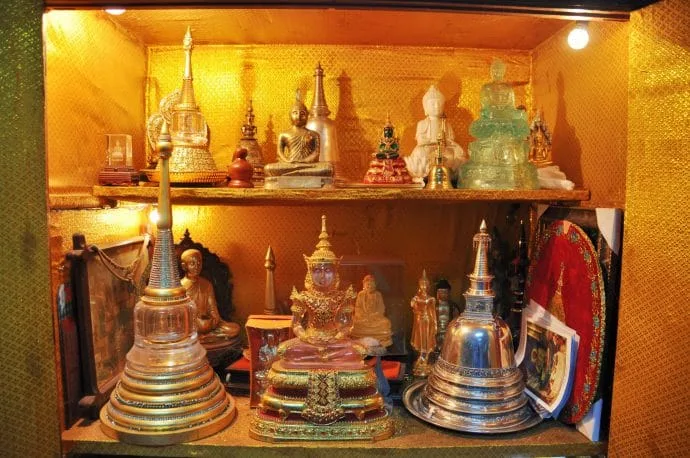 gangaramaya temple - colombo - sri lanka