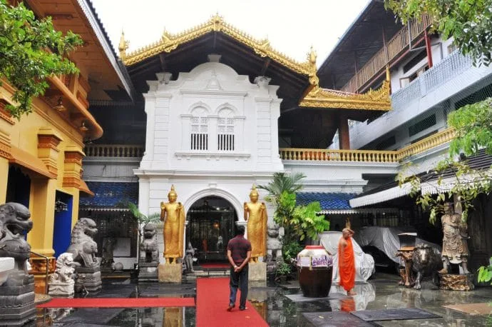 gangaramaya temple - colombo - sri lanka
