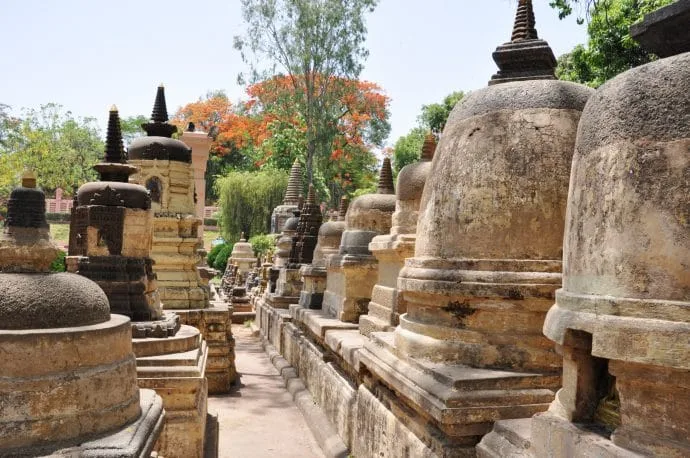 bodhgaya mahabodhi temple - india