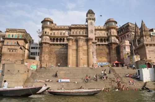 India-2013-Walk-on-the-Ganges-Varanasi