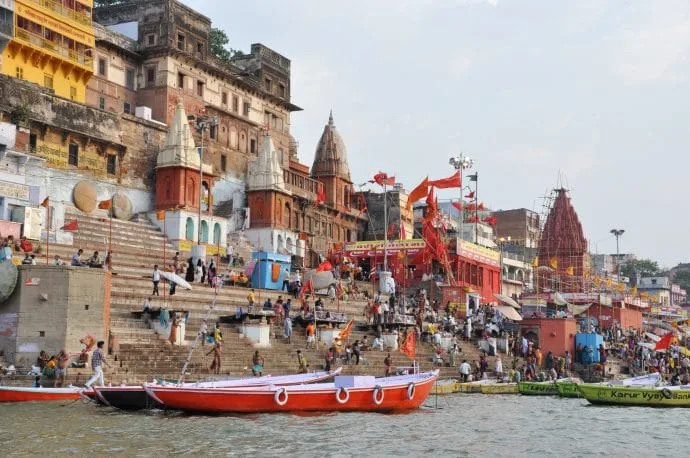 boat trip ganges varanasi - india