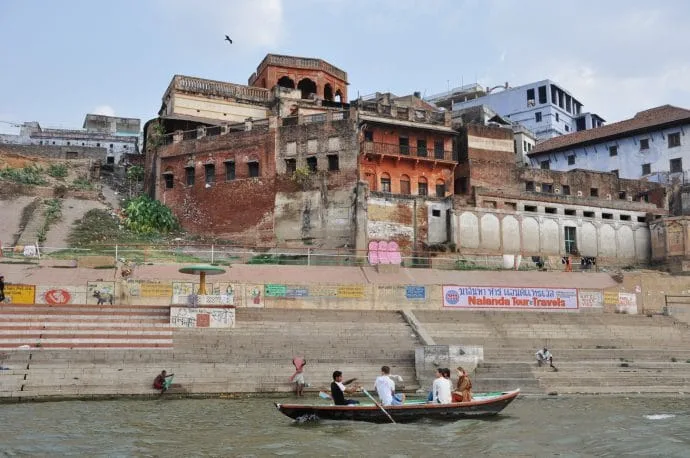 boat trip ganges varanasi - india