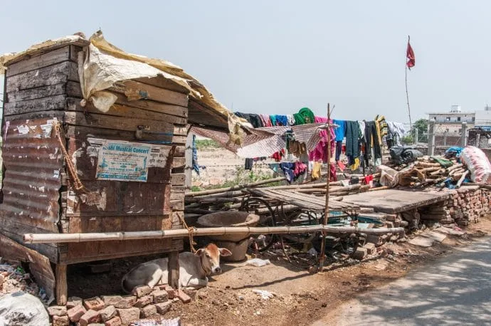 varanasi street - india